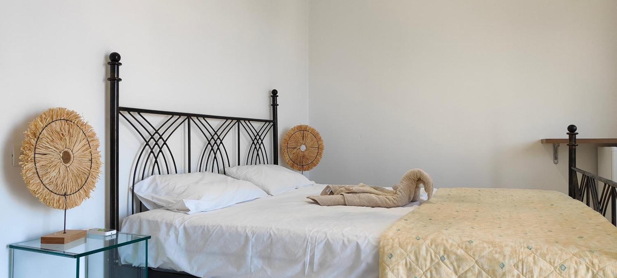 Tato: Horizon Haven With Panoramic Sea Views In Himare. Himare