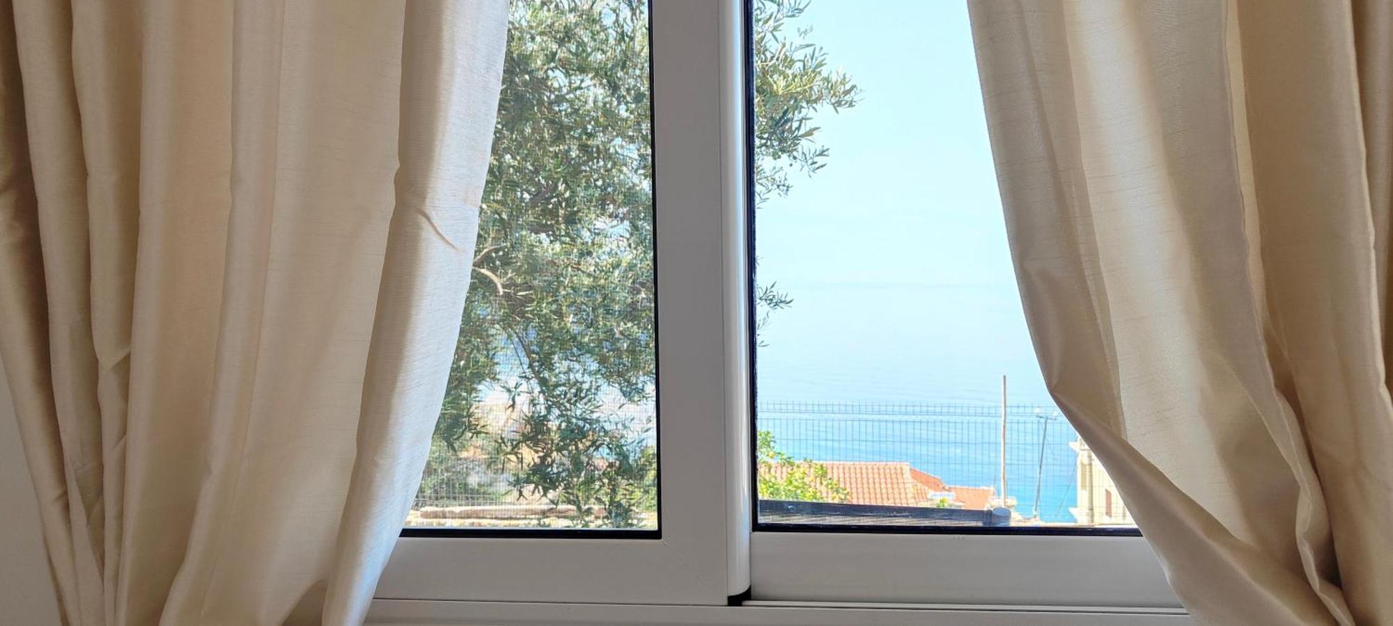 Tato: Horizon Haven With Panoramic Sea Views In Himare.
